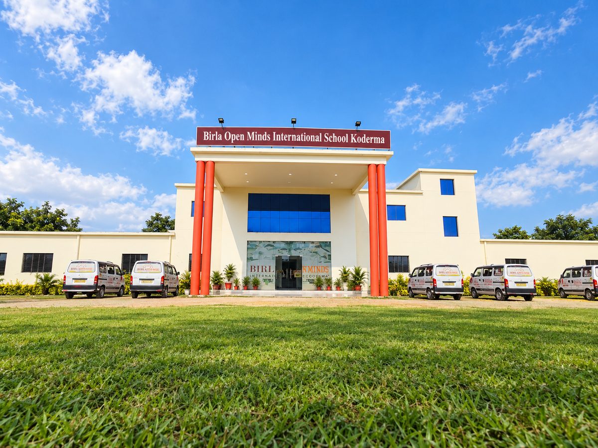 Birla Open Minds International School, Koderma &mdash; main building